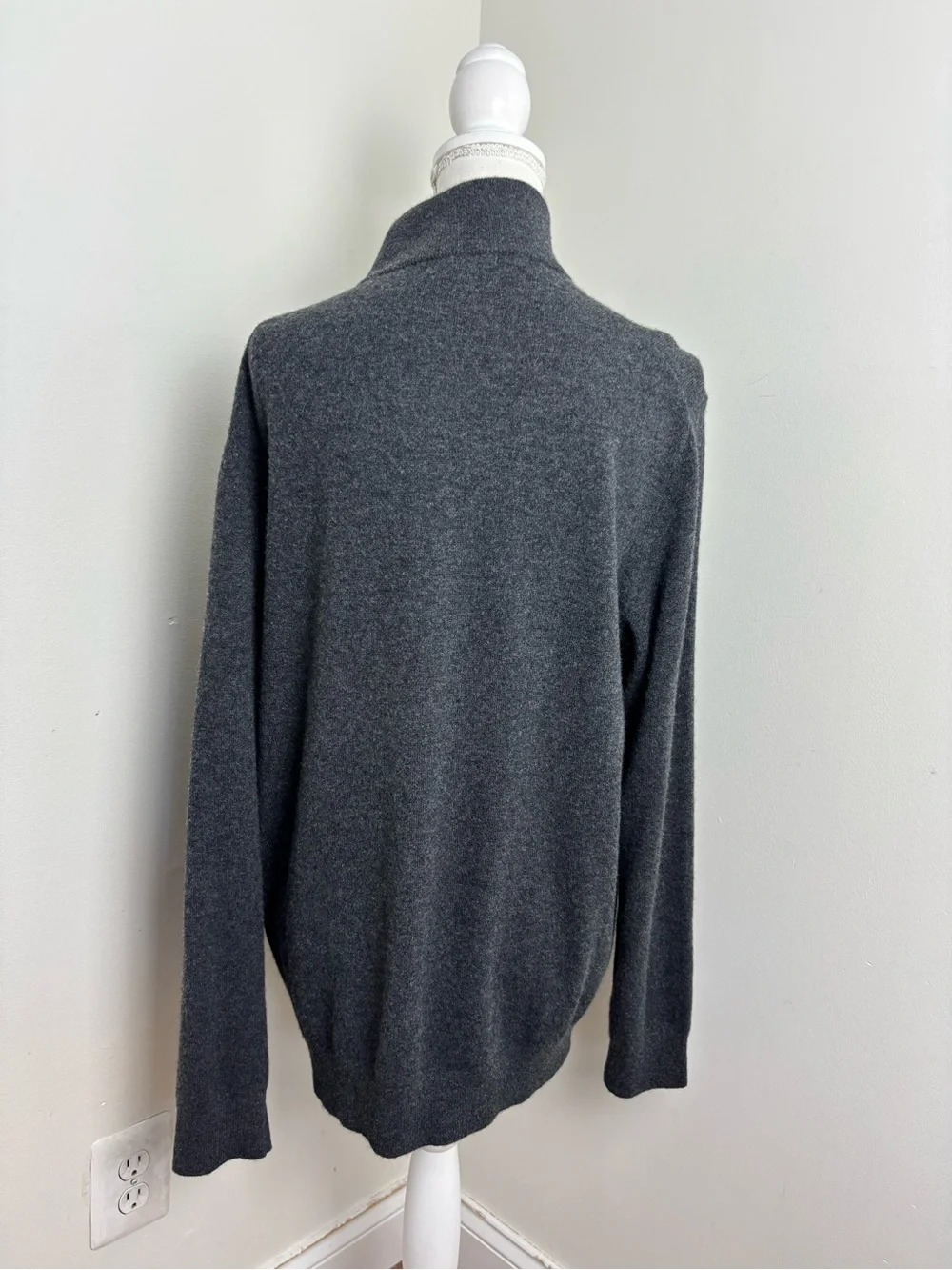 Quince Mongolian Cashmere Quarter Zip Sweater In Charcoal Size Large